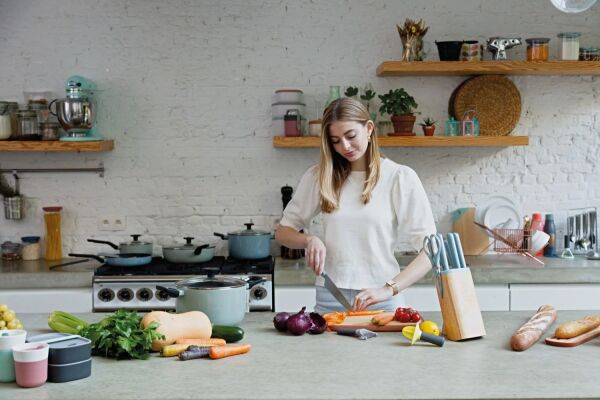 Berghoff Leo Paslanmaz 18/10 Çelik Bıçak Bloğu 7 Parça Seti (1)