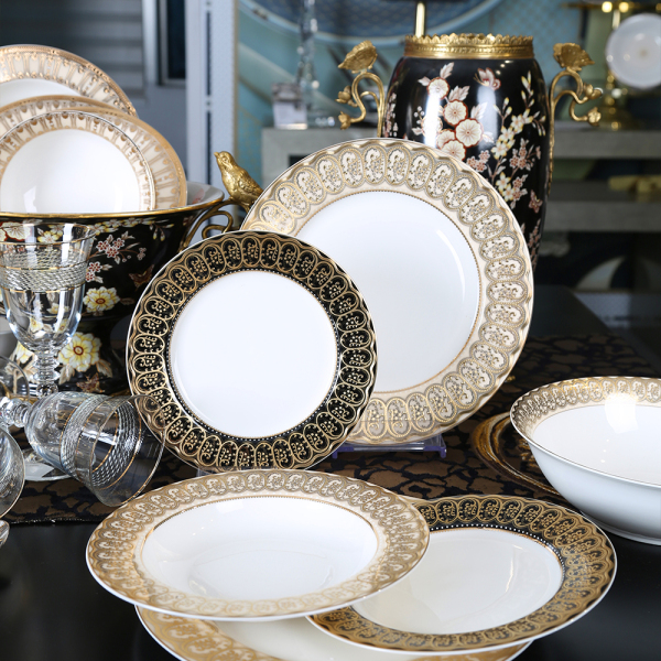 Isadora Bone China Porselen Gold Kenar detaylı Klasik Yemek Takımı 67 parça (1)