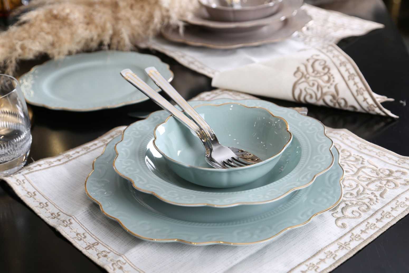 Lucky Art Laurance Mint Yeşil renkli New Bone China Yemek Takımı 24 parça - 2