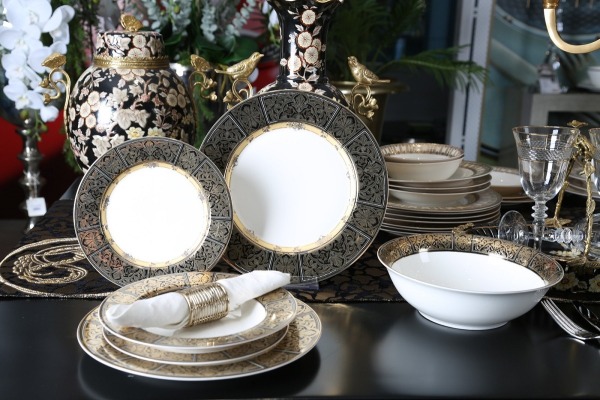 Verna Bone China Porselen Gold&Siyah Desen Detaylı Klasik Yemek Takımı 67 parça (1)
