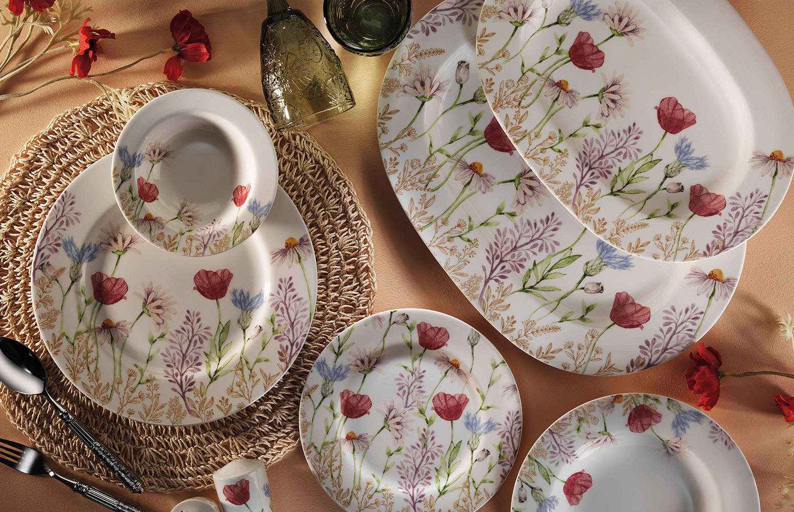 Royal Canterbury Blooming Field 53 Parça Yemek Takımı - 1