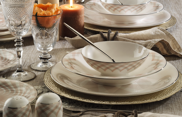 Royal Canterbury Momentum 72 Parca Yemek Takımı (1)